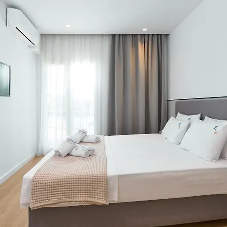 Elephant * Thessaloníki